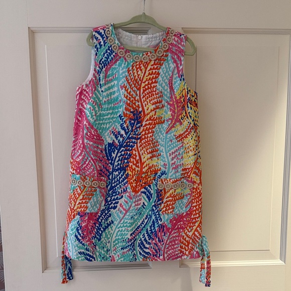 Lilly Pulitzer size 6 Colorful Sleeveless Dress - Picture 1 of 1